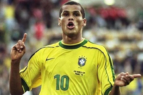 联赛中表现 联赛中表现