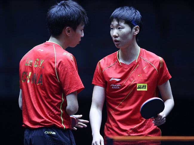 在对阵英格 在对阵英格