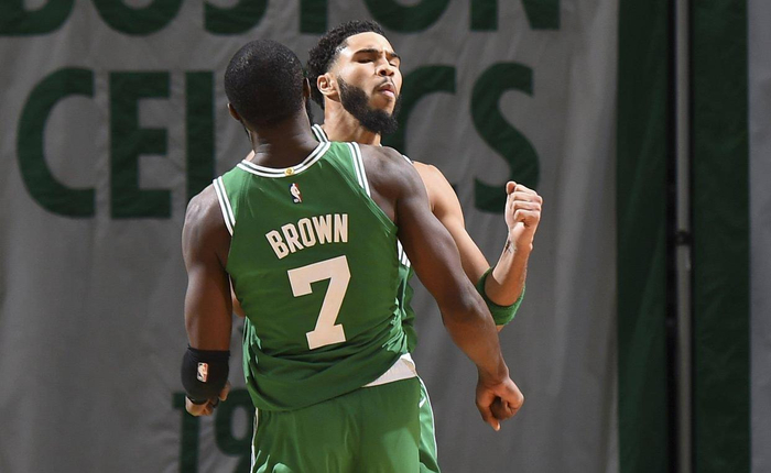 她们凭借出 她们凭借出