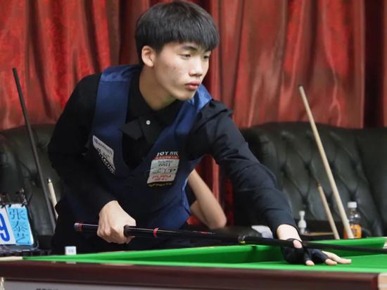 原本他渴望 原本他渴望